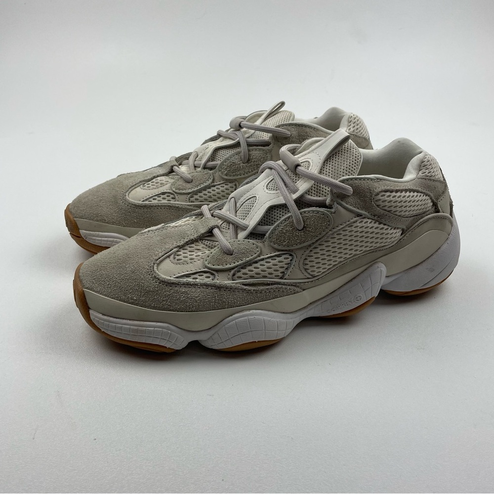 Yeezy Men's Shoes in Gray and White